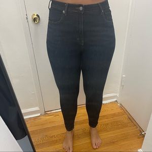 Everlane 31 Curvy High-Rise Skinny Jeans
